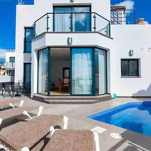 increible-villa-con-piscina-privada.1costadelsol.com/